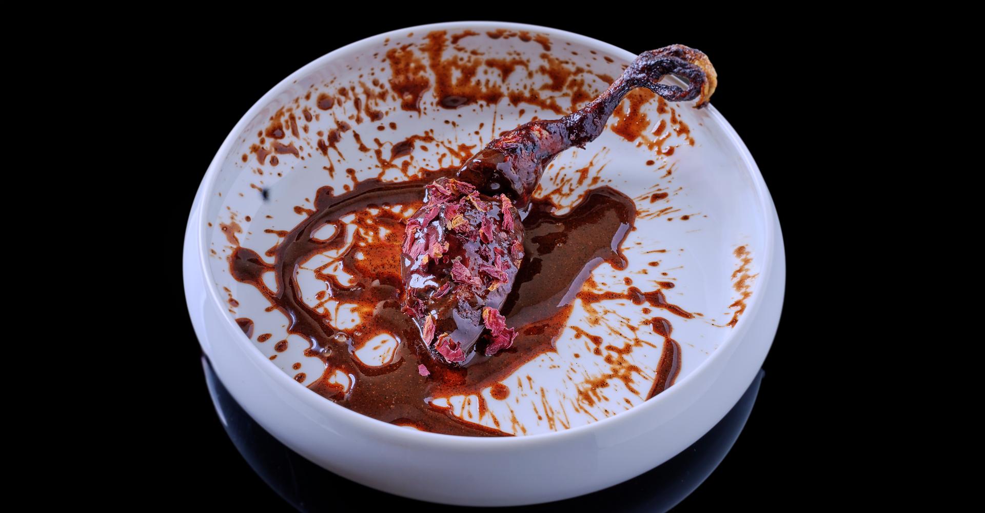 Luxusní zážitek do detailů promyšleného degustačního menu.